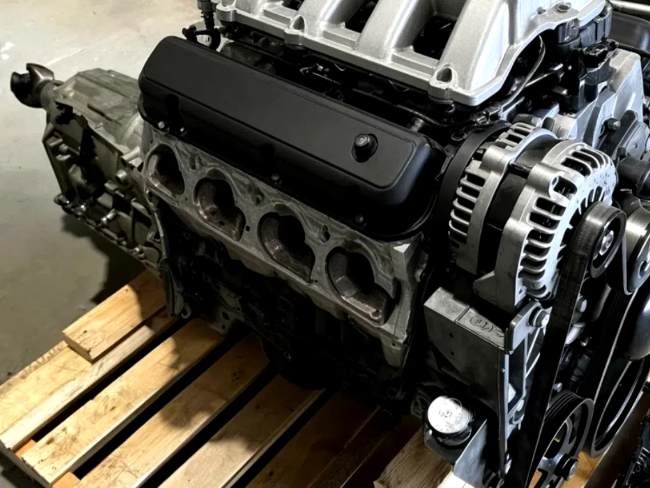Chevy 6.2L L94 2010-2014 Engine — product photo