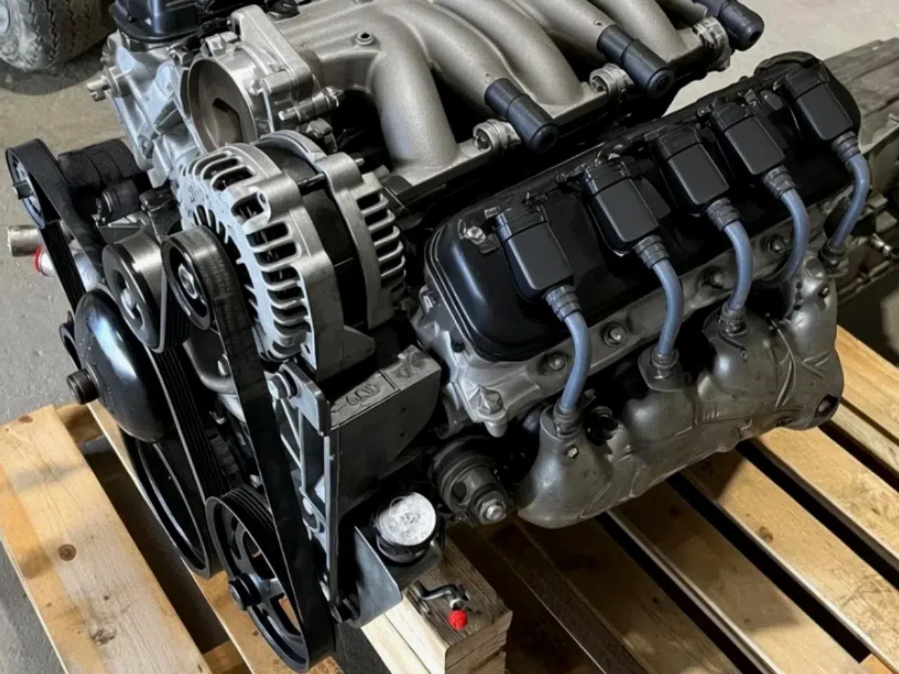 Ford 5.0L Coyote 2015-2016 Mustang Engine — product photo